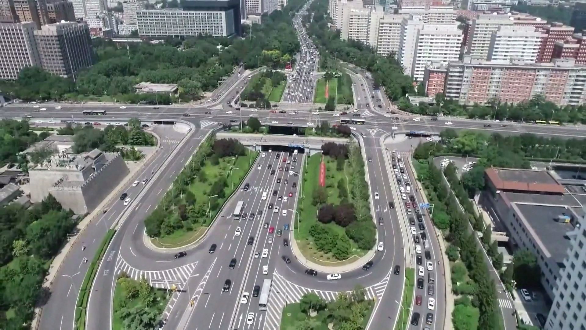 Tiongkok mengalami peningkatan yang konsisten dalam kualitas hidup masyarakat