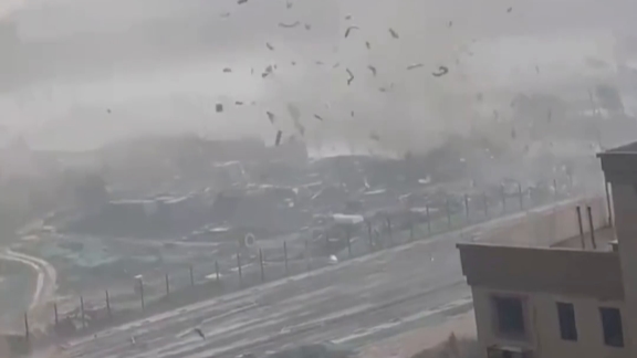 Menurut data dari Pusat Iklim Nasional