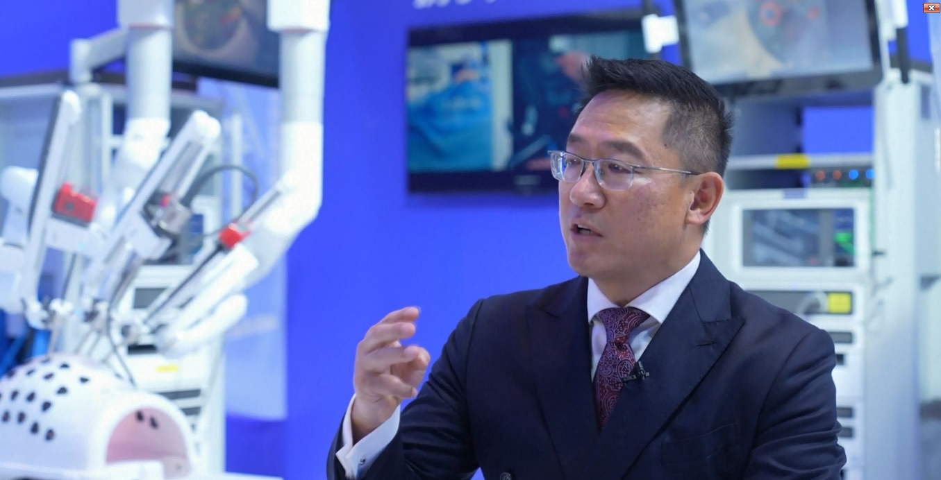 CEO: Fosun yang Intuitif akan Mempercepat Lokalisasi di Pasar Bedah Robotik Tiongkok