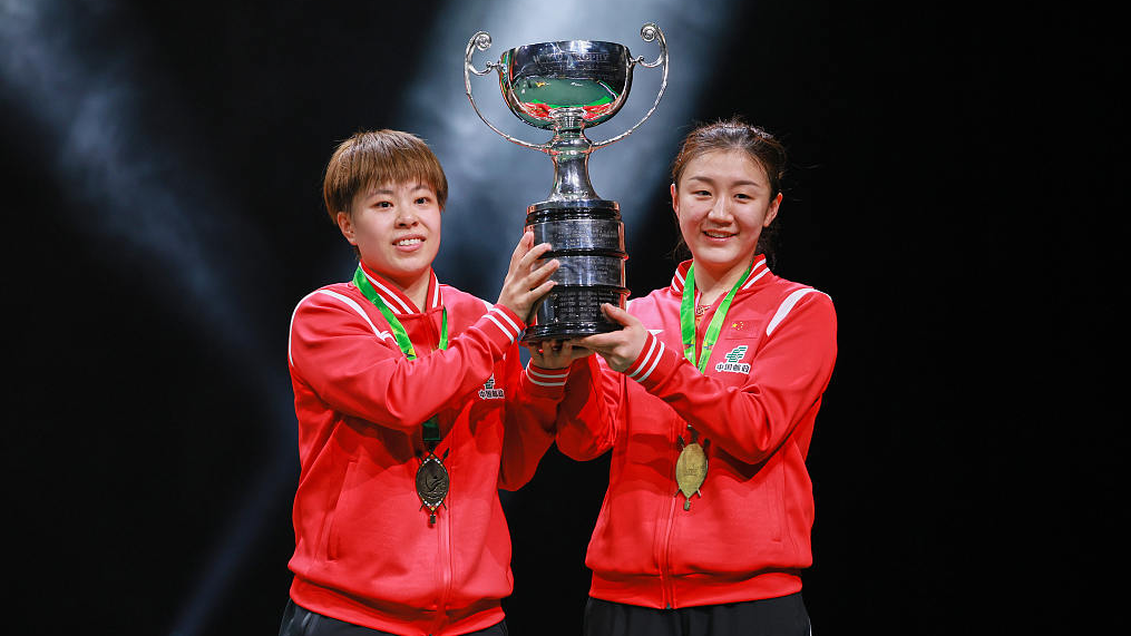 Tim  tenis meja Tiongkok menyapu bersih kelima gelar di Final Kejuaraan Tenis Meja Dunia ITTF Durban