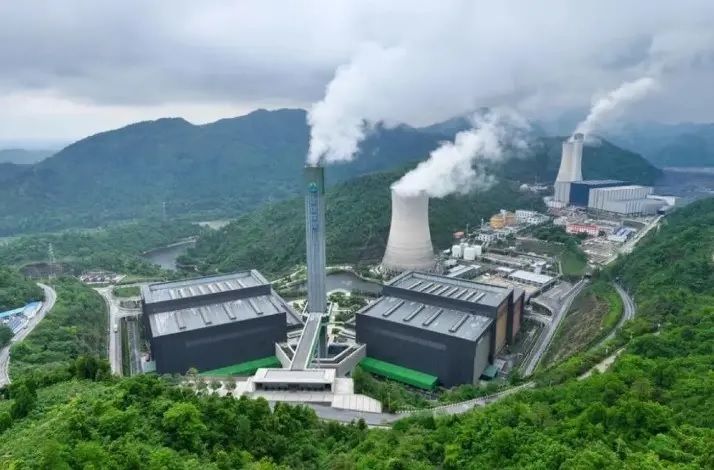 Taman Heimifeng di Tiongkok Ubah Sampah Rumah Tangga Menjadi Listrik Hijau Berkapasitas Besar