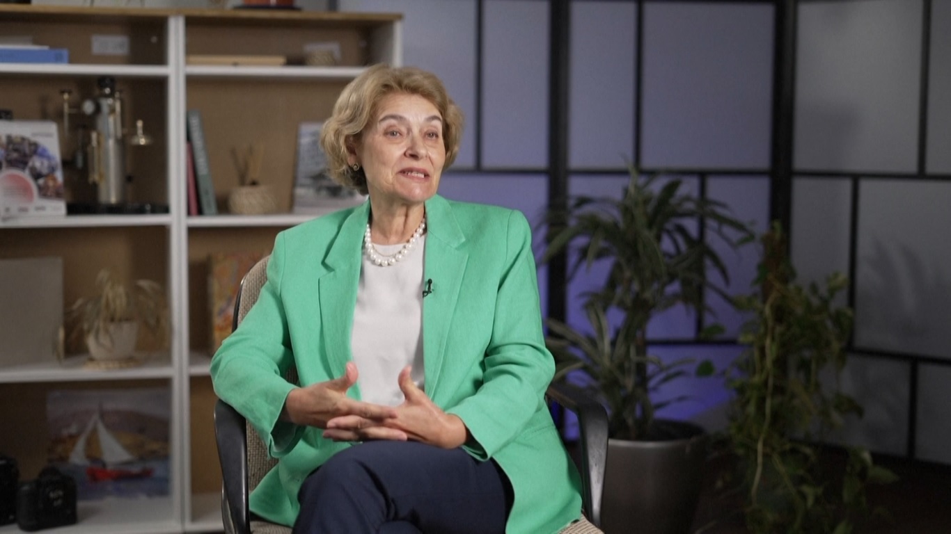 Eks Pejabat PBB Puji Kepemimpinan Visioner Xi Jinping dalam Mendorong Pembangunan Perempuan di Tiongkok