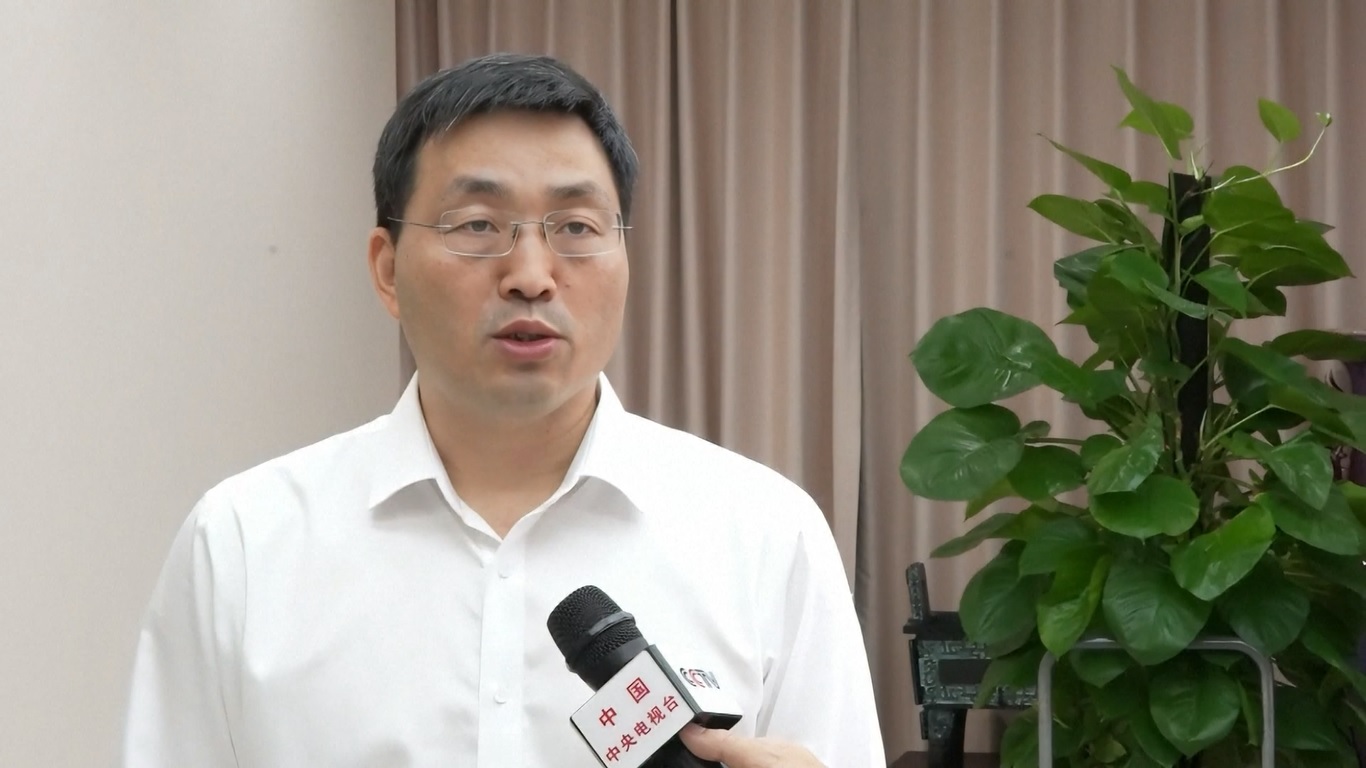 Komite Sentral Partai Komunis Tiongkok (PKT) dan Dewan Negara baru-baru ini meluncurkan serangkaian pedoman untuk meningkatkan transisi hijau di semua bidang pembangunan ekonomi dan sosial