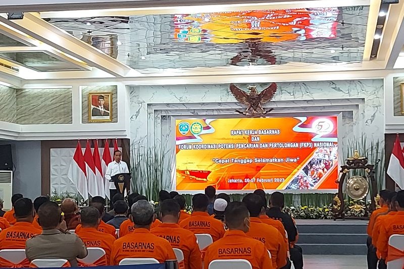 Presiden Jokowi menilai edukasi masyarakat tentang bencana menjadi penting seiring dengan potensi bencana yang cenderung semakin tinggi Ia memaparkan bahwa frekuensi kejadian bencana alam maupun kecelakaan besar di dunia meningkat hingga lima kali lipat dalam 50 tahun terakhir