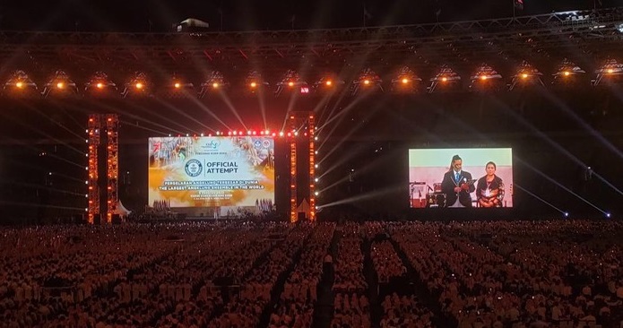 Pemecahan rekor ini telah dikonfirmasi oleh Sonia Ushigorochi Adjudicator Guinness World Records kala memastikan momen penobatan di SUGBK