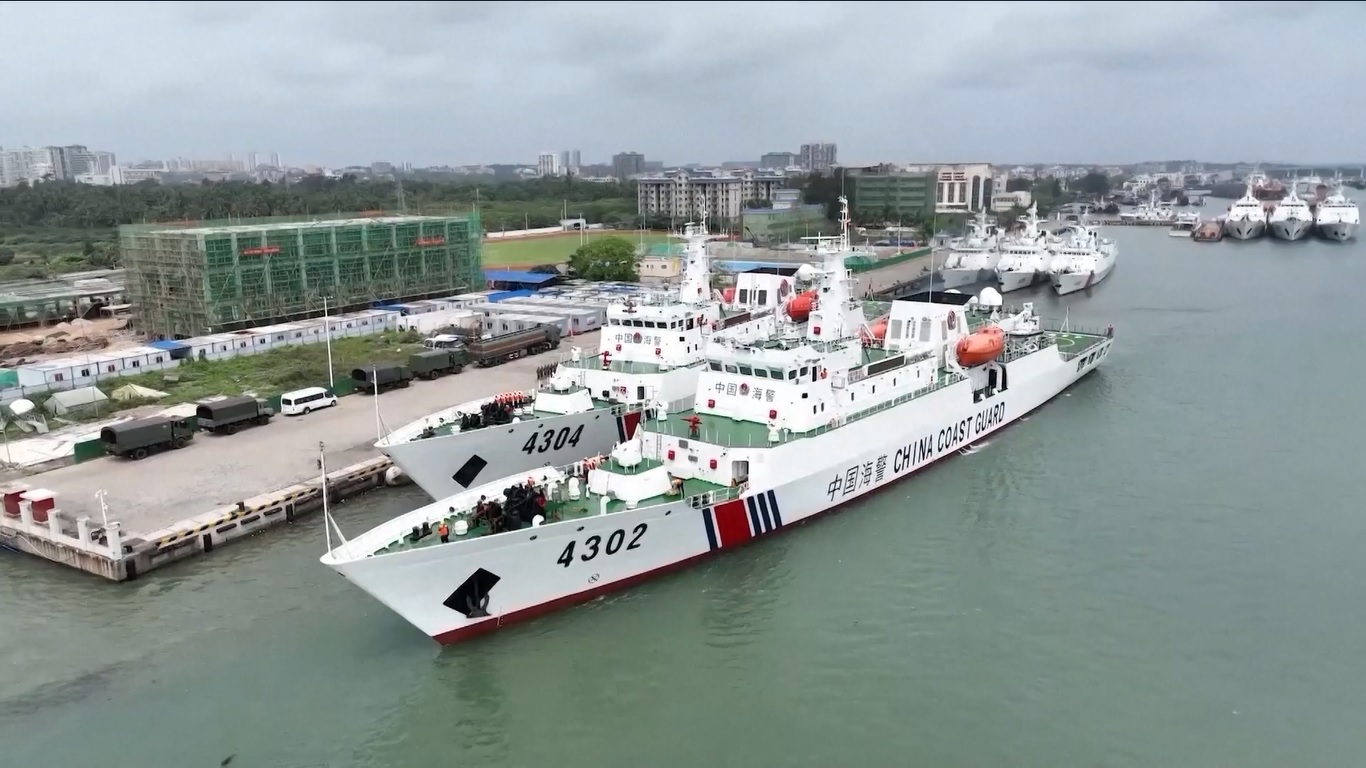 Patroli bersama telah menjadi misi reguler penjaga pantai kedua negara sejak 2006