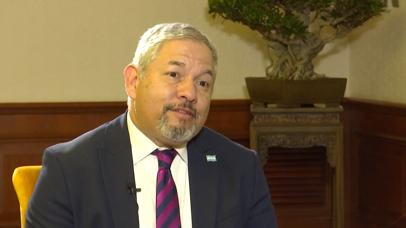 Reina mengatakan bahwa Tiongkok memainkan peran yang sangat penting dalam mempromosikan multilateralisme dan menguntungkan kedua negara