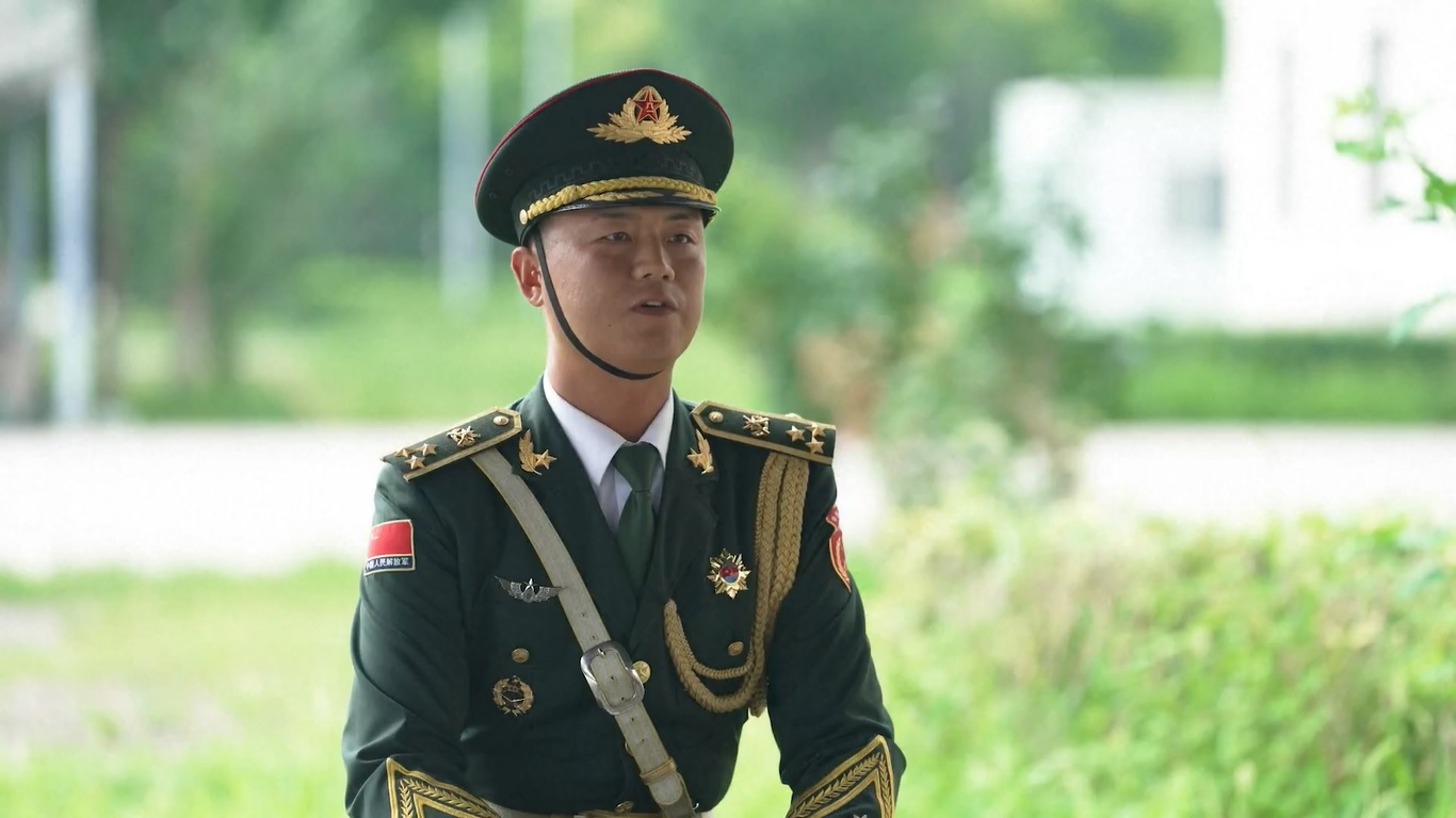 Pasukan Kehormatan Tiongkok Berlatih Tanpa Henti untuk Parade Militer Mendatang