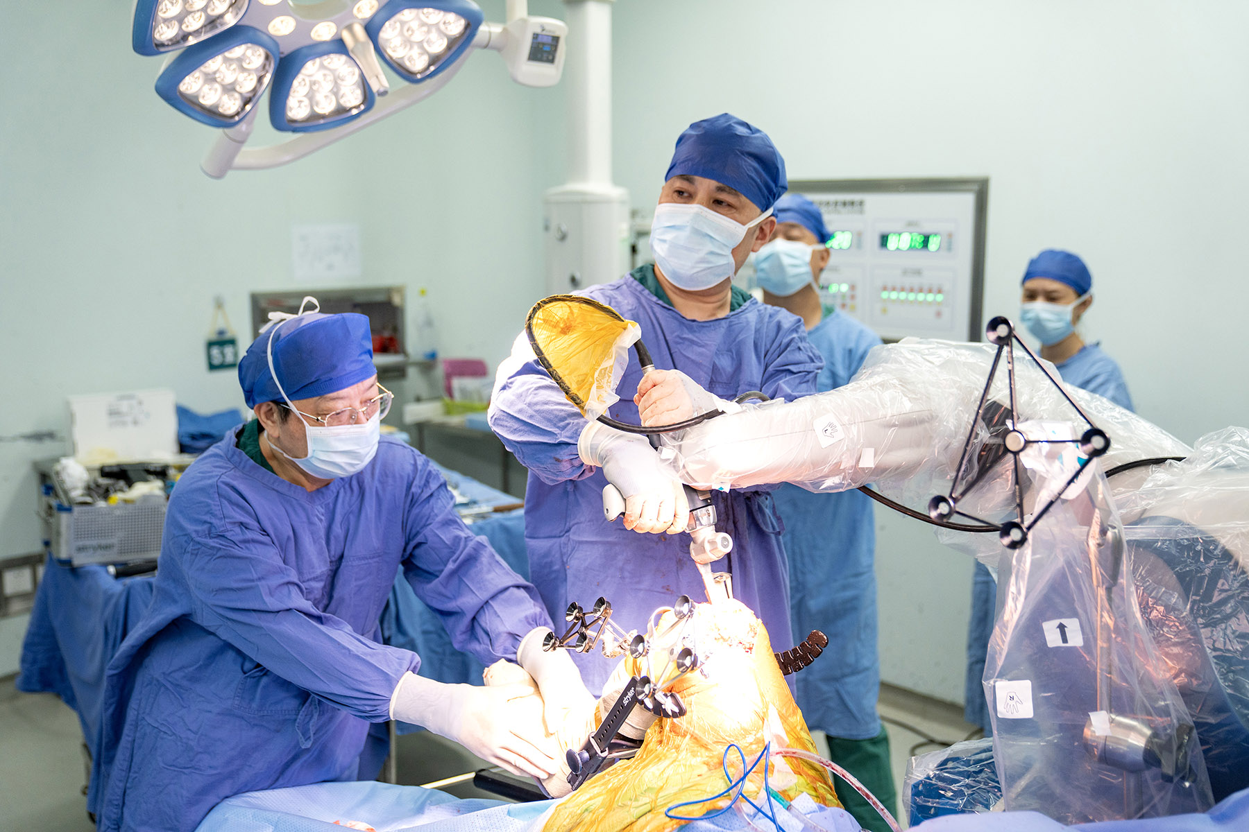 Tiongkok Perluas Pembelian Massal Alat Bedah, Dalam Upaya Mengurangi Biaya Perawatan Kesehatan