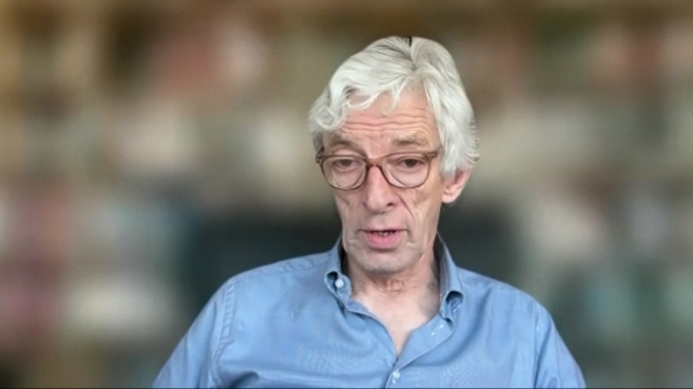 Pemerintah Belanda berencana untuk membatasi lebih lanjut ekspor dari produsen semikonduktor ASML ke Tiongkok dengan tidak memperbarui lisensi ekspor yang ada