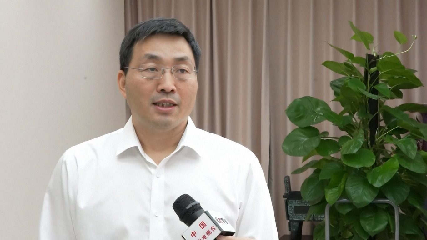 Berbagai upaya juga akan dilakukan untuk meningkatkan sistem sertifikasi dan pelabelan untuk produk hijau