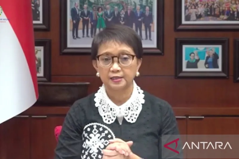 Kedua jenazah akhirnya ditemukan di bawah reruntuhan Gedung Apartemen Galeria di Kota Dyarbakir setelah tertimbun selama sekitar dua pekan