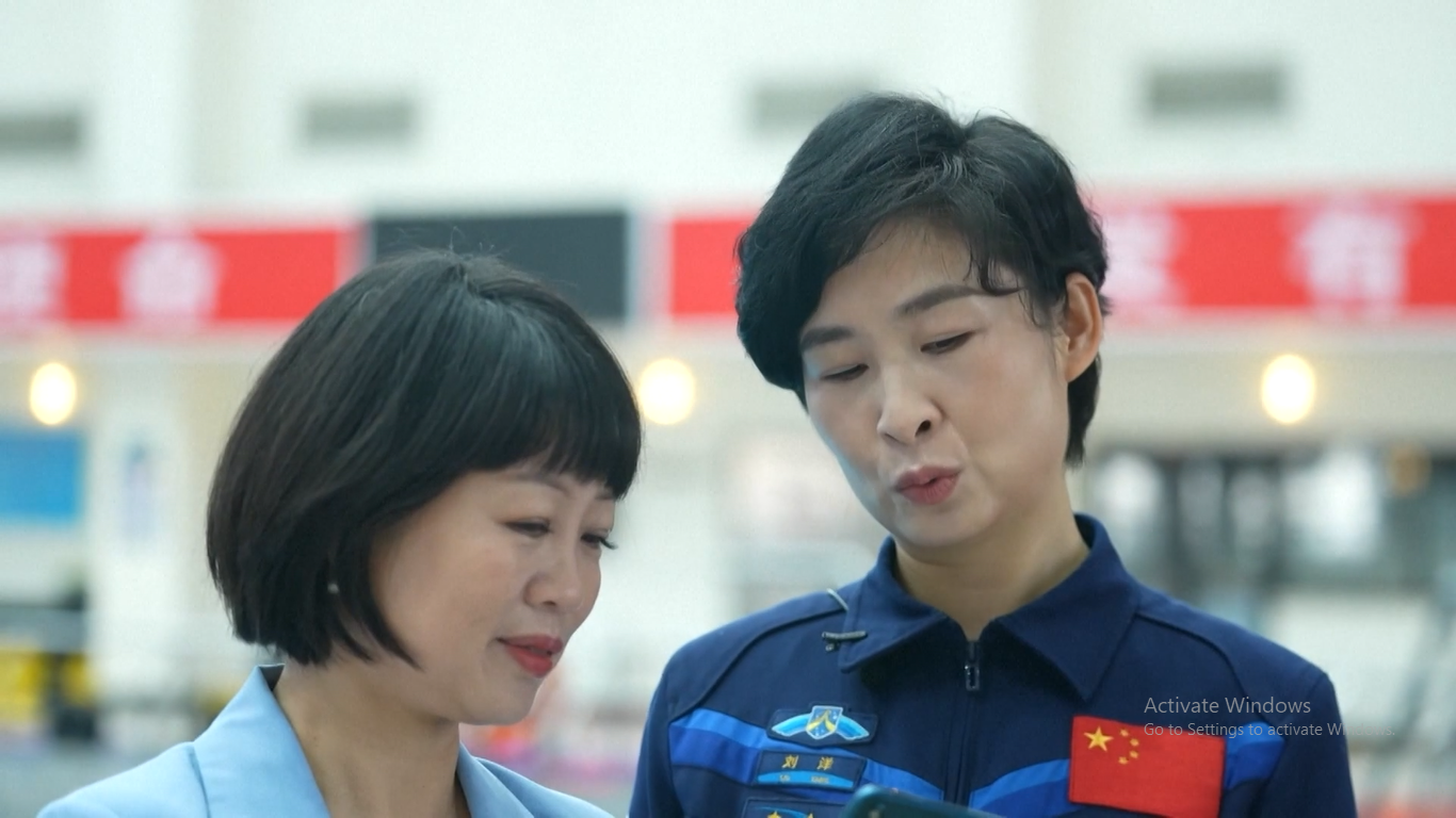 Astronot wanita pertama Tiongkok