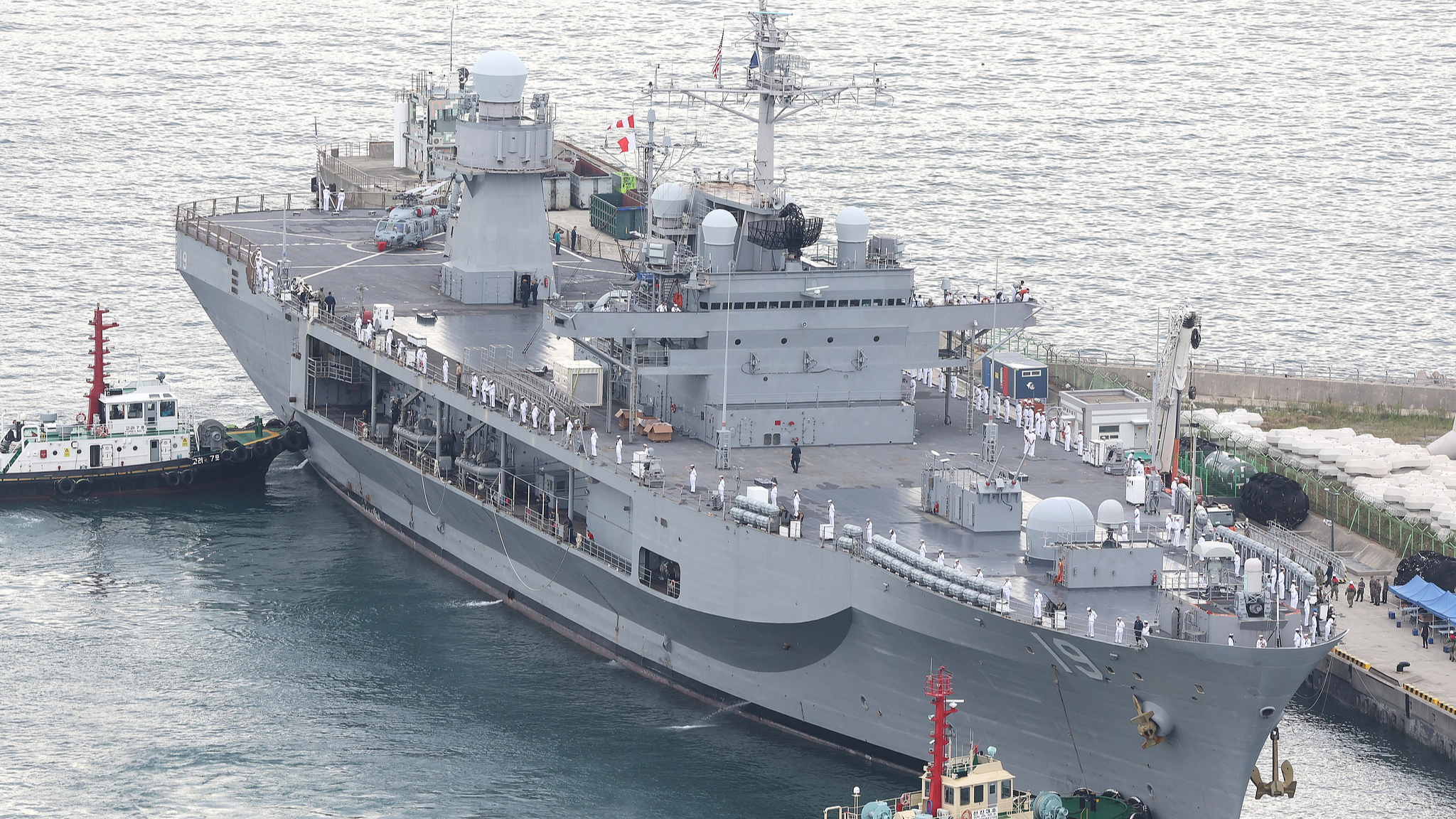 Sekitar 500 Marinir dari California Dikerahkan ke Perbatasan AS-Meksiko di Arizona.