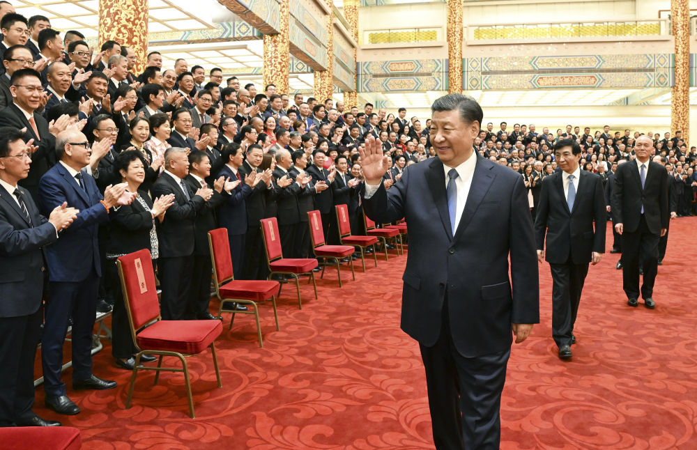 Xi Jinping berikan sambutan hangat dan salamnya kepada masyarakat Tionghoa di berbagai penjuru dunia