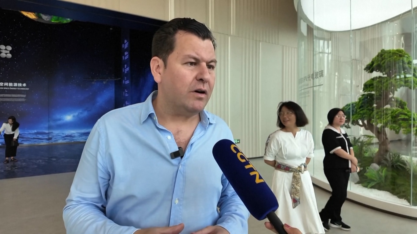 Para Pemimpin Muda dari Uni Eropa Menyaksikan Upaya Tiongkok dalam Mempromosikan Teknologi Hijau