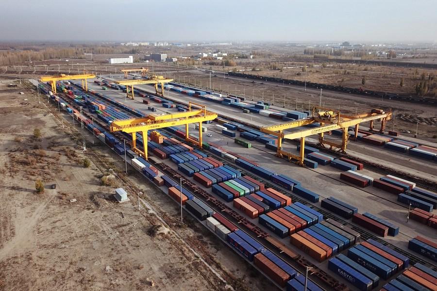 TIR adalah singkatan dari Transports Internationaux Routiers atau Transportasi Jalan Internasional