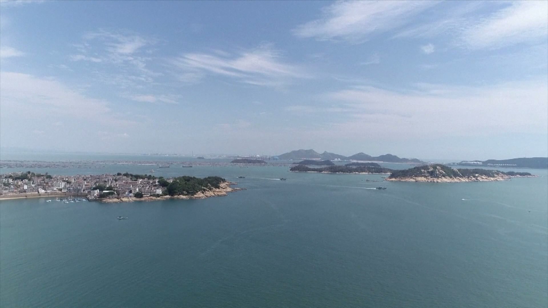 Tiongkok akan meluncurkan kampanye tahun ini untuk memajukan pembangunan lebih dari 100 teluk yang indah dengan mengendalikan polusi dan melindungi serta memulihkan lingkungan