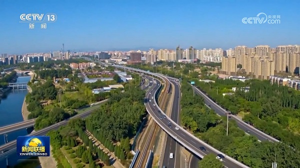 Sekretaris Jenderal Komite Sentral PKT Xi Jinping memberikan pidato penting di depan acara pembukaan seminar pemimpin tingkat gubernur dan menteri mengenai pendorongan perkembangan moneter secara berkualitas