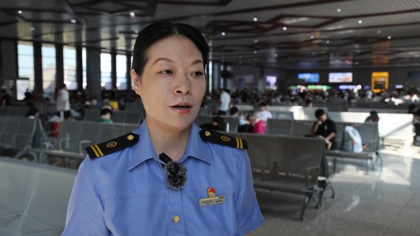 Perjalanan Pulang Pergi Melonjak seiring Berakhirnya Libur Hari Nasional Tiongkok