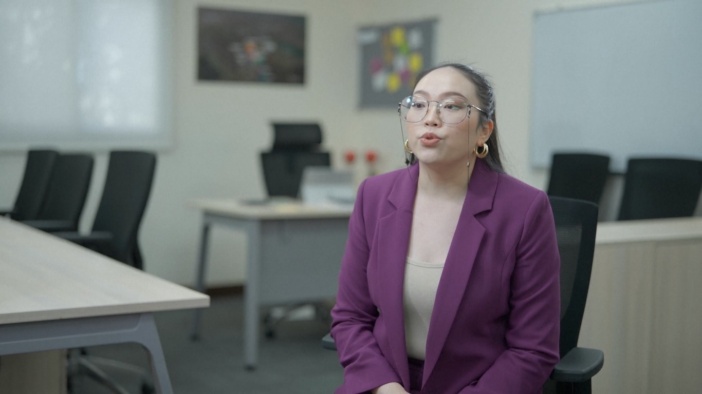 Penuh dengan antusiasme masa muda dan hati yang penuh impian