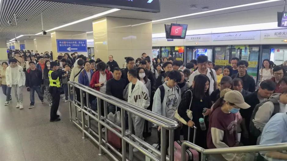 Minggu(06/5) adalah hari terakhir liburan lima hari