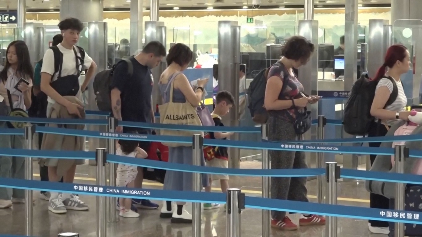 Beijing Catat 10 Juta Perjalanan Masuk-Keluar pada Paruh Pertama Tahun 2025