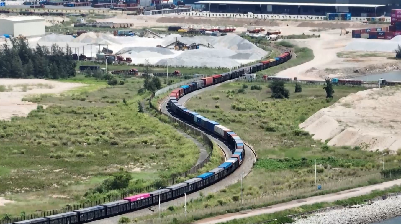 Kereta Barang Tiongkok-Eropa Melakukan Lebih dari 20.000 Perjalanan pada Tahun 2025