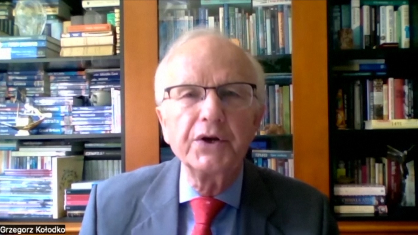 Kolodko memuji kemampuan Tiongkok untuk beradaptasi dengan perkembangan baru di berbagai bidang seperti teknologi dan politik internasional