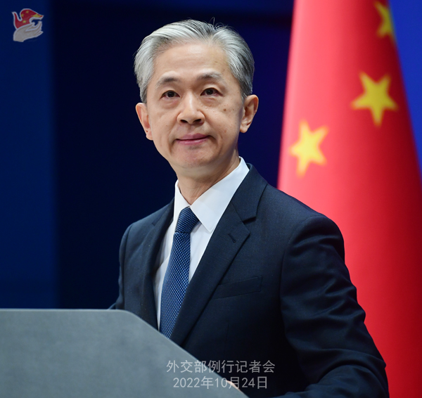 Sebagai anggota tetap Dewan Keamanan PBB dan negara pertama yang menandatangani Piagam PBB Tiongkok senantiasa membela tujuan dan prinsip Piagam PBB