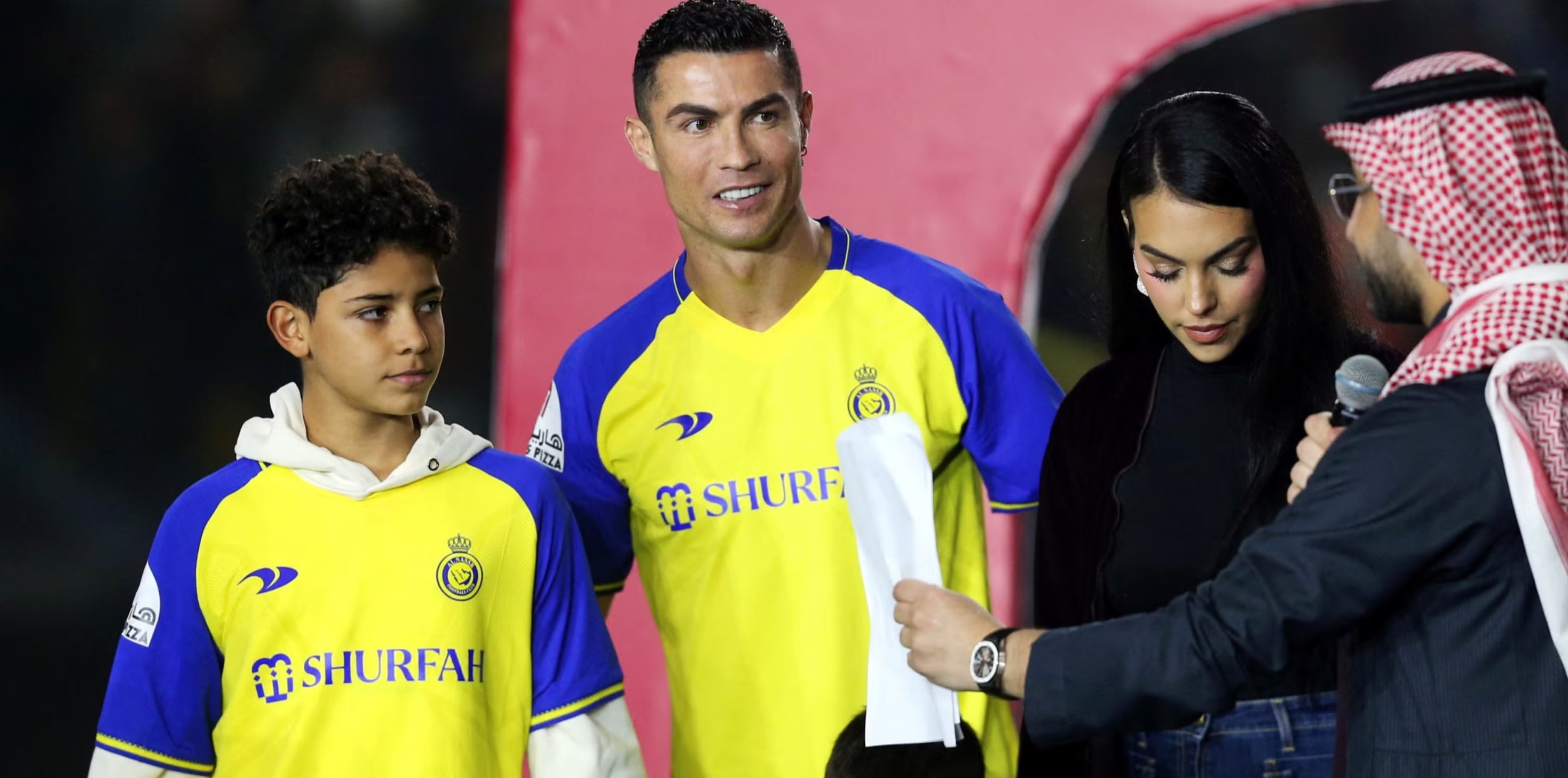 Ronaldo Jr Berpeluang Tampil Bersama Cristiano Ronaldo di Al-Nassr