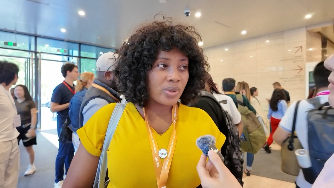 Para peserta terlibat dalam serangkaian diskusi mendalam tentang isu-isu global yang terkait dengan KTT PBB mendatang