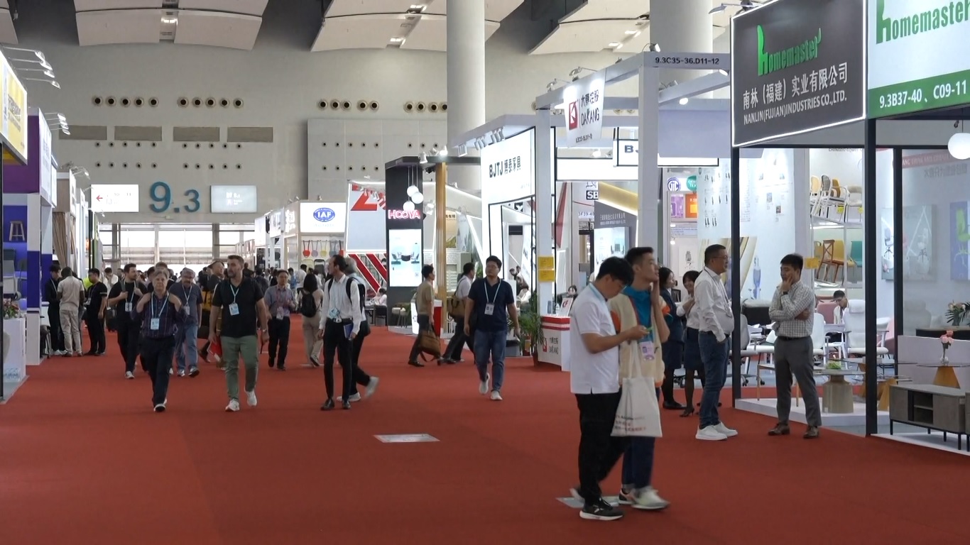 Di antara berbagai pameran