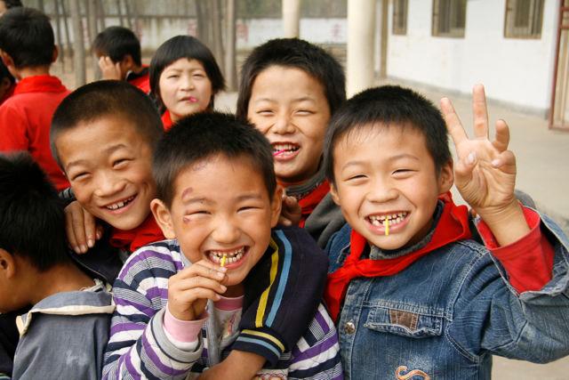 Sejumlah kota di Tiongkok meluncurkan kebijakan untuk mendukung kelahiran anak dengan mengurangi biaya pengasuhan anak