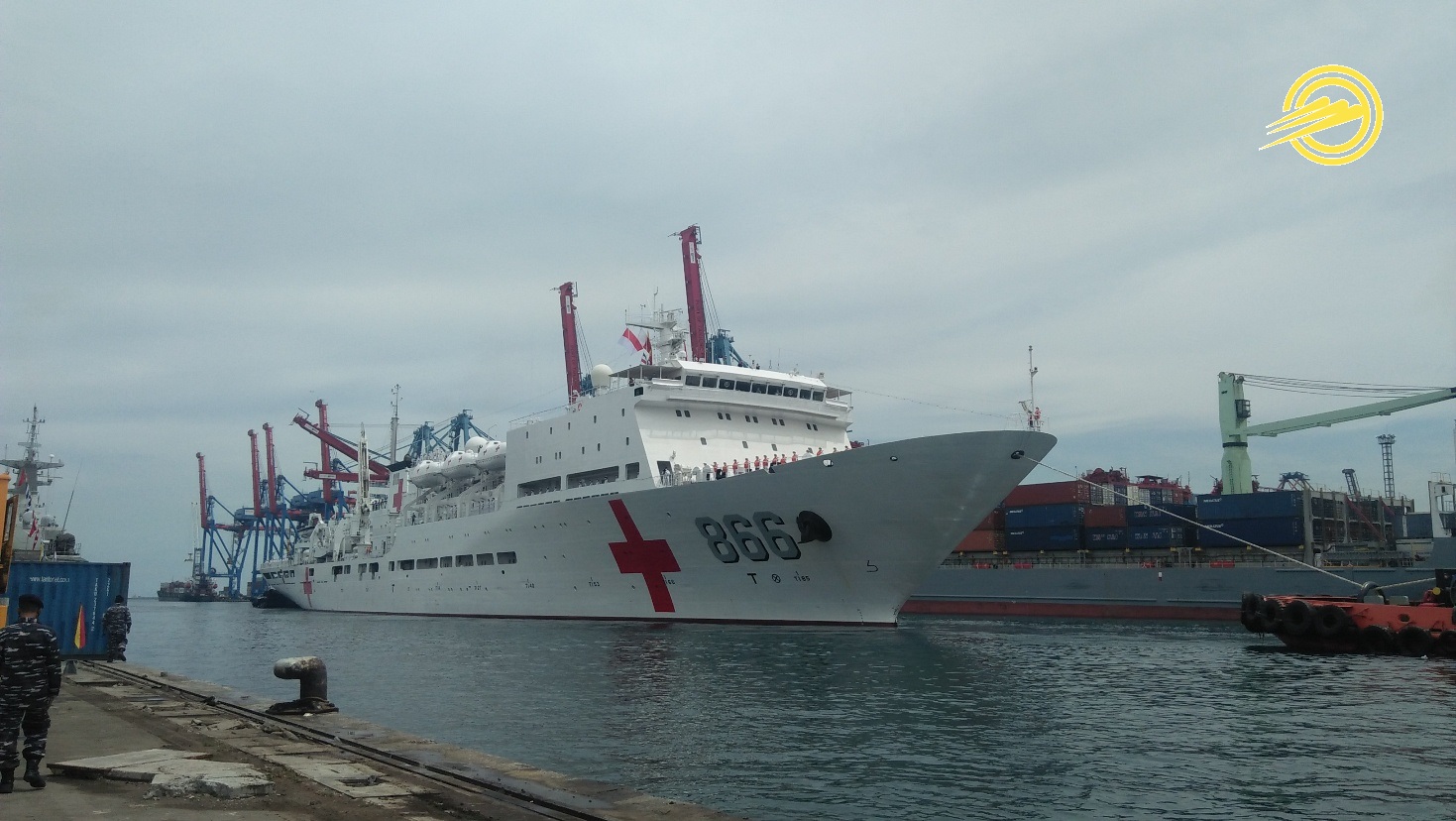 Kapal rumah sakit Angkatan Laut Tiongkok