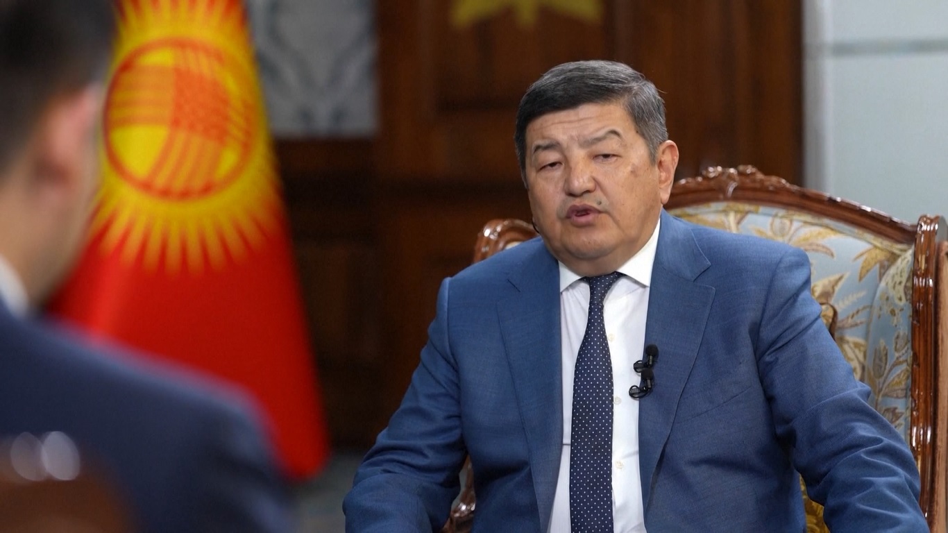 Komite Statistik Nasional Kirgistan pada bulan Februari 2024 melaporkan bahwa Tiongkok merupakan mitra dagang utama Kirgistan pada tahun 2023