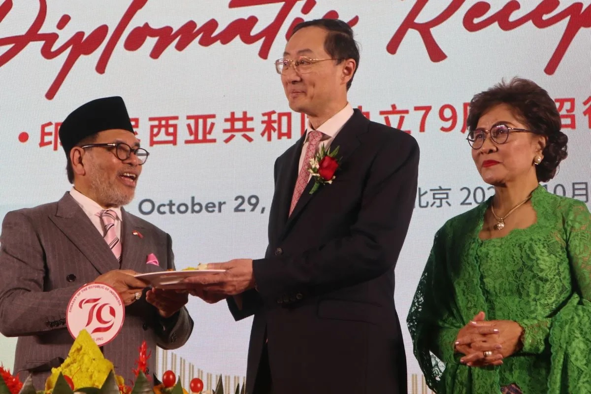 Kedutaan Besar Republik Indonesia (KBRI) Beijing menggelar resepsi diplomatik peringatan Hari Ulang Tahun (HUT) ke-79 RI sekaligus menunjukkan kekayaan budaya Indonesia termasuk lagu