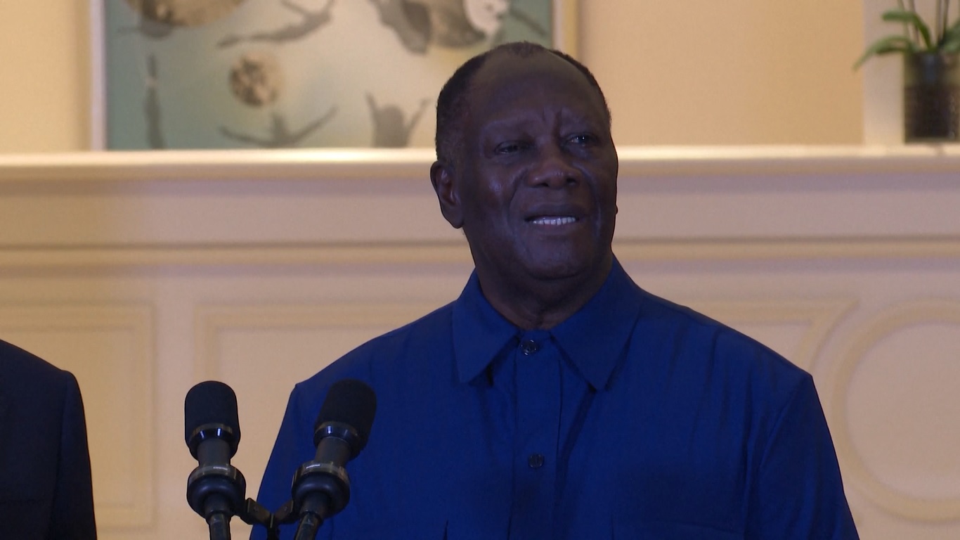 Menurut beberapa pengamat