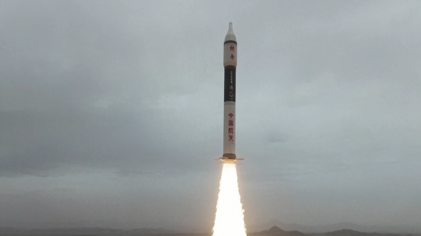 Roket Pembawa Kuaizhou-11 Milik Tiongkok Kirim Grup Satelit Baru ke Luar Angkasa