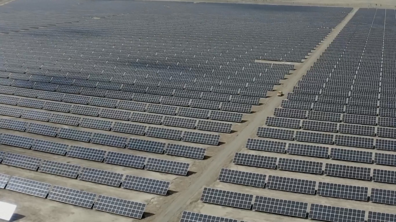 Xinjiang juga telah meningkatkan adopsi teknologi digital untuk memanen lebih banyak energi terbarukan dari alam dan mempromosikan penggunaan energi yang efisien