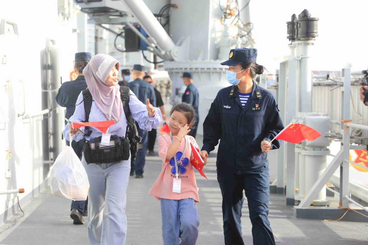 Negara ini tetap berkomitmen pada prinsip yang berpusat pada orang dalam pekerjaan konsuler