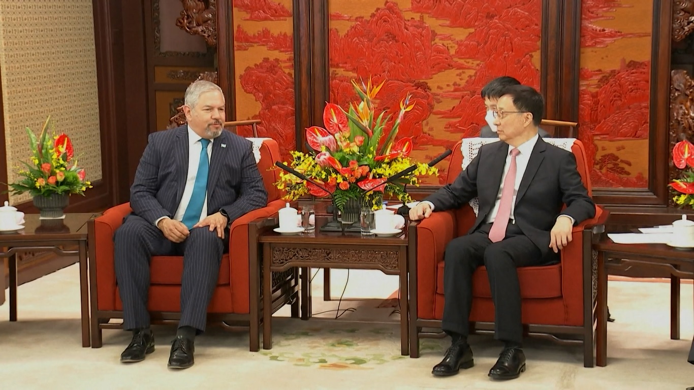 Kedua belah pihak berjanji untuk memperdalam kerja sama setelah pembentukan hubungan diplomatik