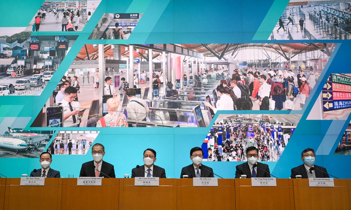 Perbatasan Daratan-HK kembali dibuka; 'Hari-hari Normal Telah Kembali' saat orang Tionghoa Antusiasme melakukan Perjalanan Keluar