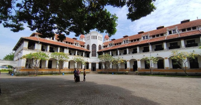 Dinas Kebudayaan dan Pariwisata (Disbudpar) Kota Semarang  memprediksi  wisatawan pada libur Natal dan Tahun Baru (Nataru) kali ini lebih besar dibanding tahun sebelumnya