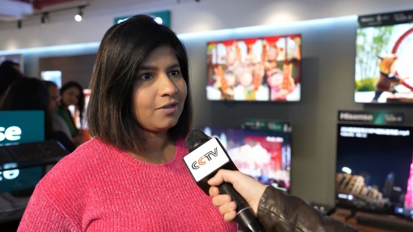 Gala ini merupakan pertunjukan seni TV komprehensif selama empat setengah jam yang terdiri dari nyanyian dan tarian