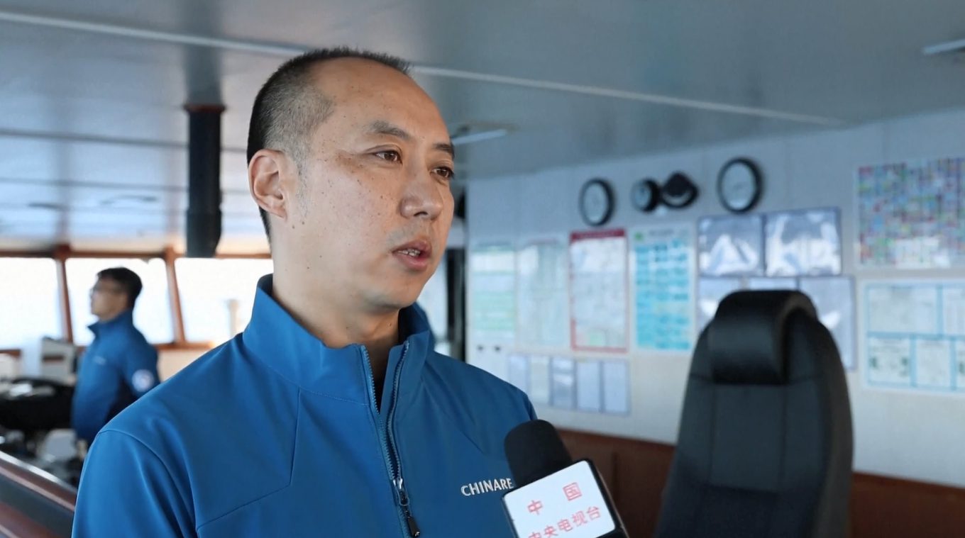 Kapal Pemecah Es 'Xuelong 2' Milik Tiongkok Capai Perairan Dekat Stasiun Zhongshan