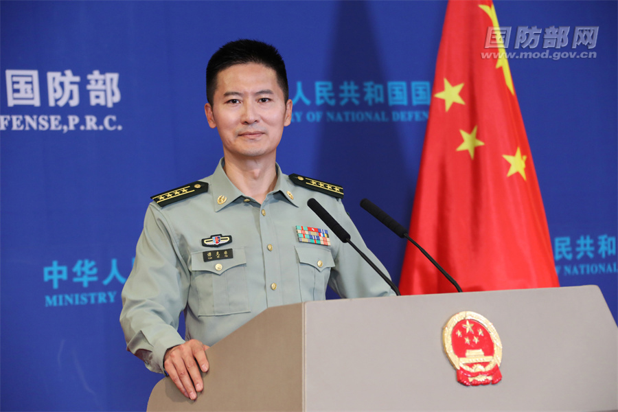 Seorang juru bicara pertahanan Tiongkok pada Kamis mendesak Jepang untuk menghentikan praktik pengemis-kepada-tetangga dan berhenti memperlakukan tetangga sebagai musuh