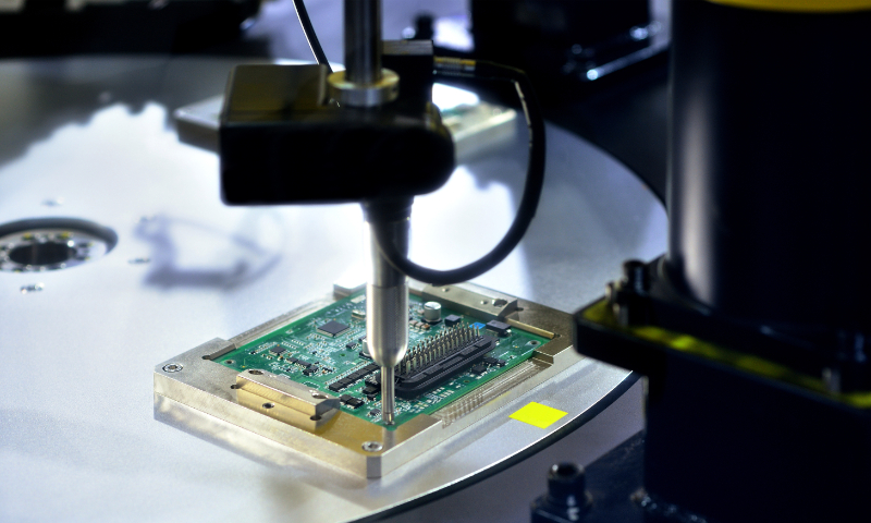 Alih-alih meninggalkan Tiongkok