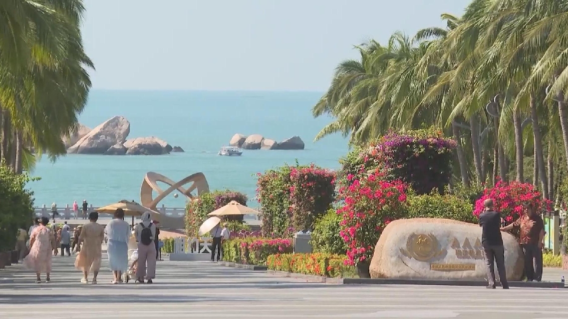 Pariwisata Musim Dingin Hainan Meningkat dengan Lonjakan Pengunjung dan Pengeluaran