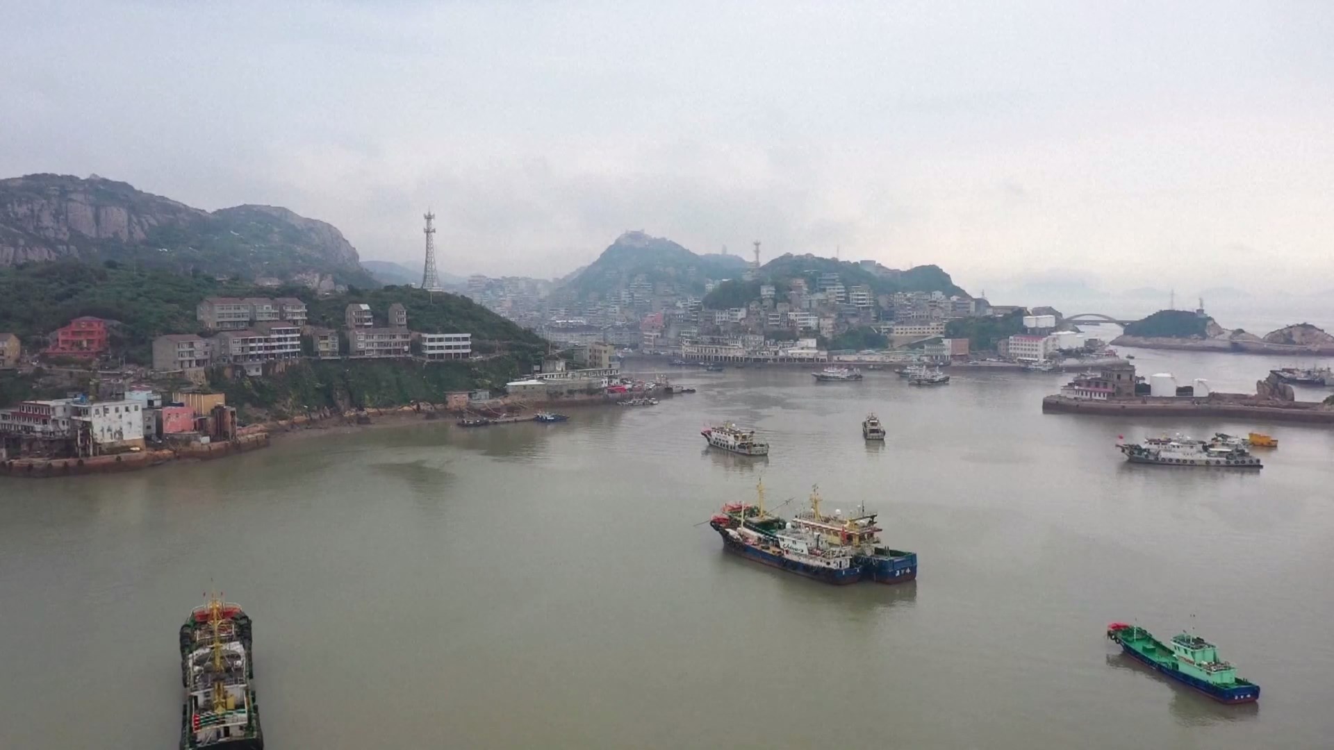 Program Tiongkok untuk mengolah sampah plastik laut